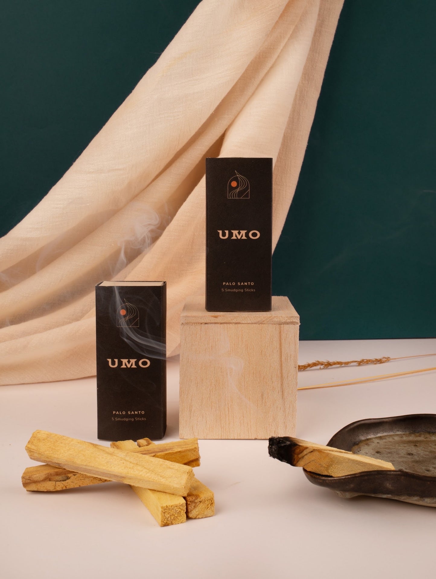 UMO - Premium Palo Santo Sticks - 100% Sustainable